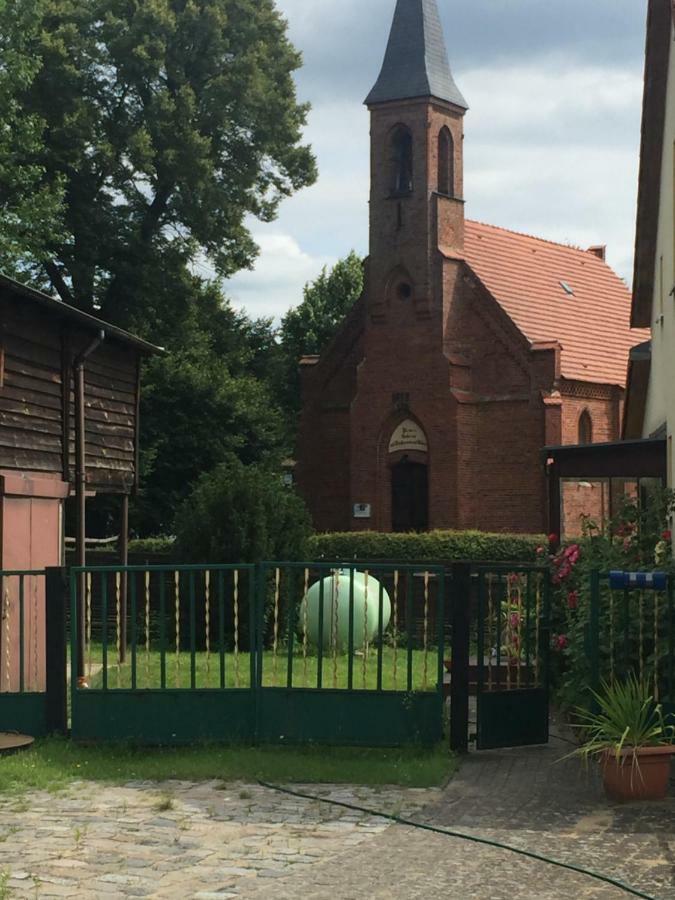 Pension & Gasthof Storchennest Gross Quassow Екстериор снимка