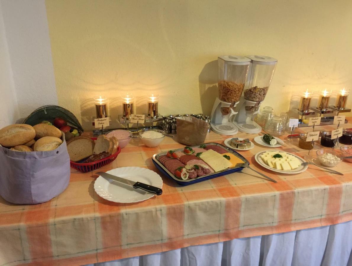 Pension & Gasthof Storchennest Gross Quassow Екстериор снимка